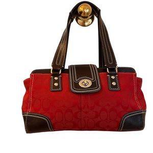 Coach women’s shoulder bag